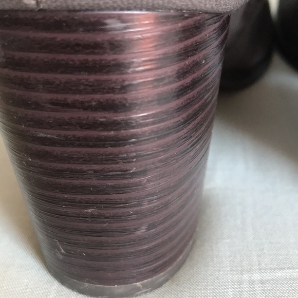 Journee Collection, gray faux leather, rounded toe, zip up heeled boots size 8 - Picture 10 of 12